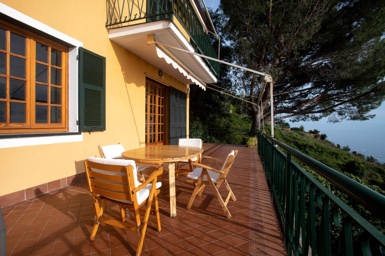 080 - La Villa Storica Il Vigneto 45B, Terrazza Sul Mare - Parcheggio Privato Gratis 모네글리아 외부 사진