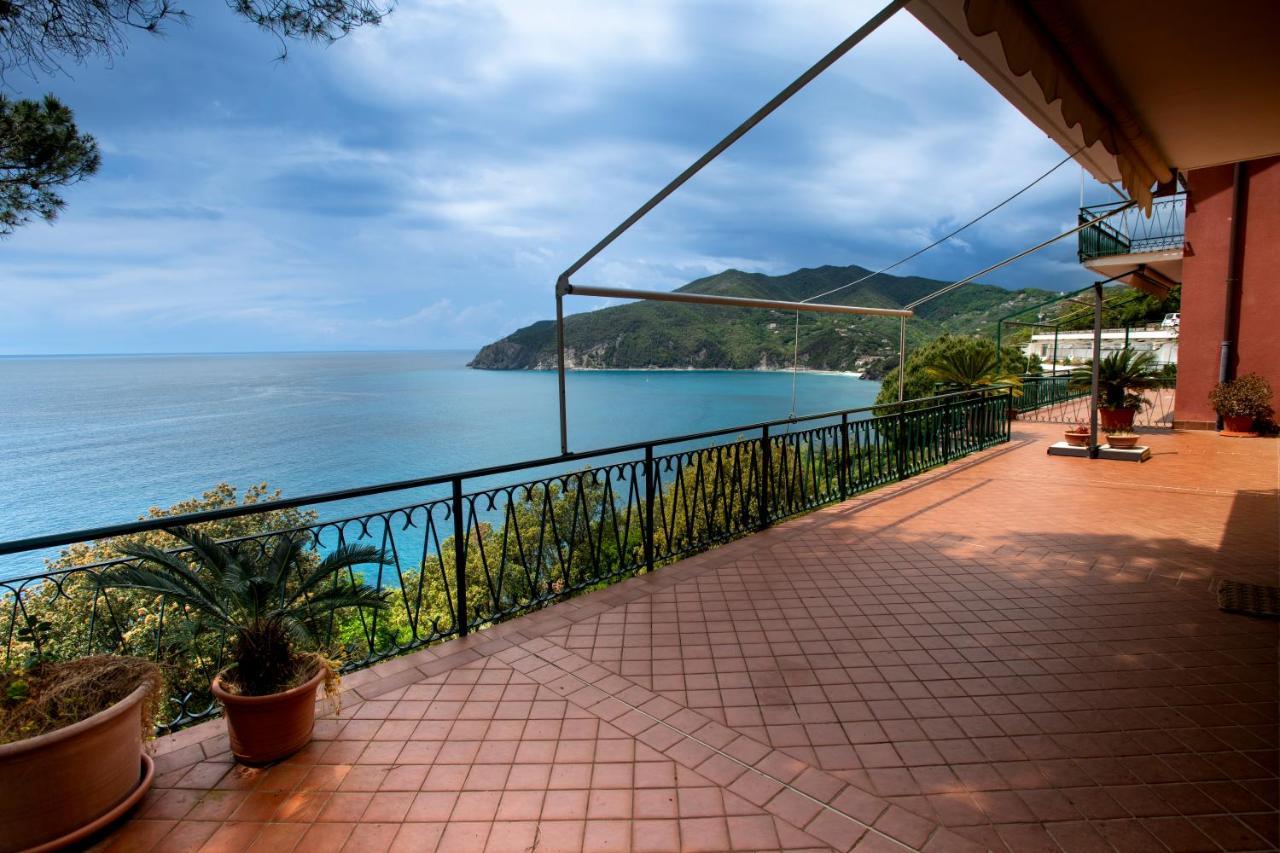 080 - La Villa Storica Il Vigneto 45B, Terrazza Sul Mare - Parcheggio Privato Gratis 모네글리아 외부 사진